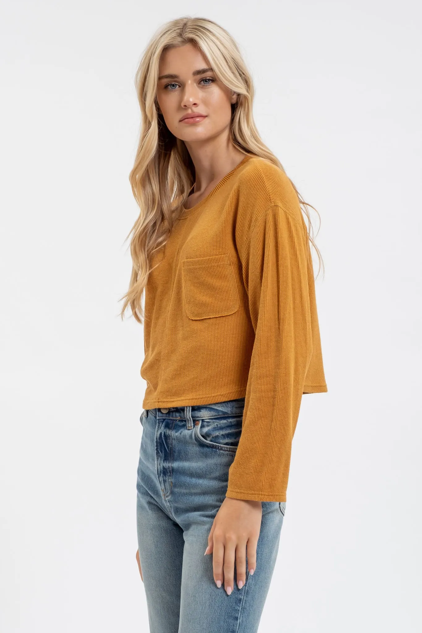 CREWNECK LONG SLEEVE RIBBED KNIT TOP