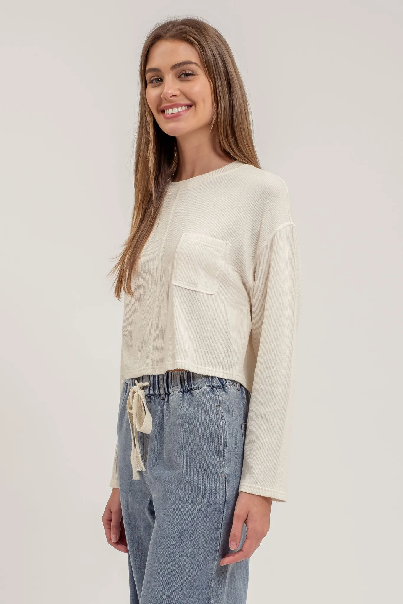 CREWNECK LONG SLEEVE RIBBED KNIT TOP