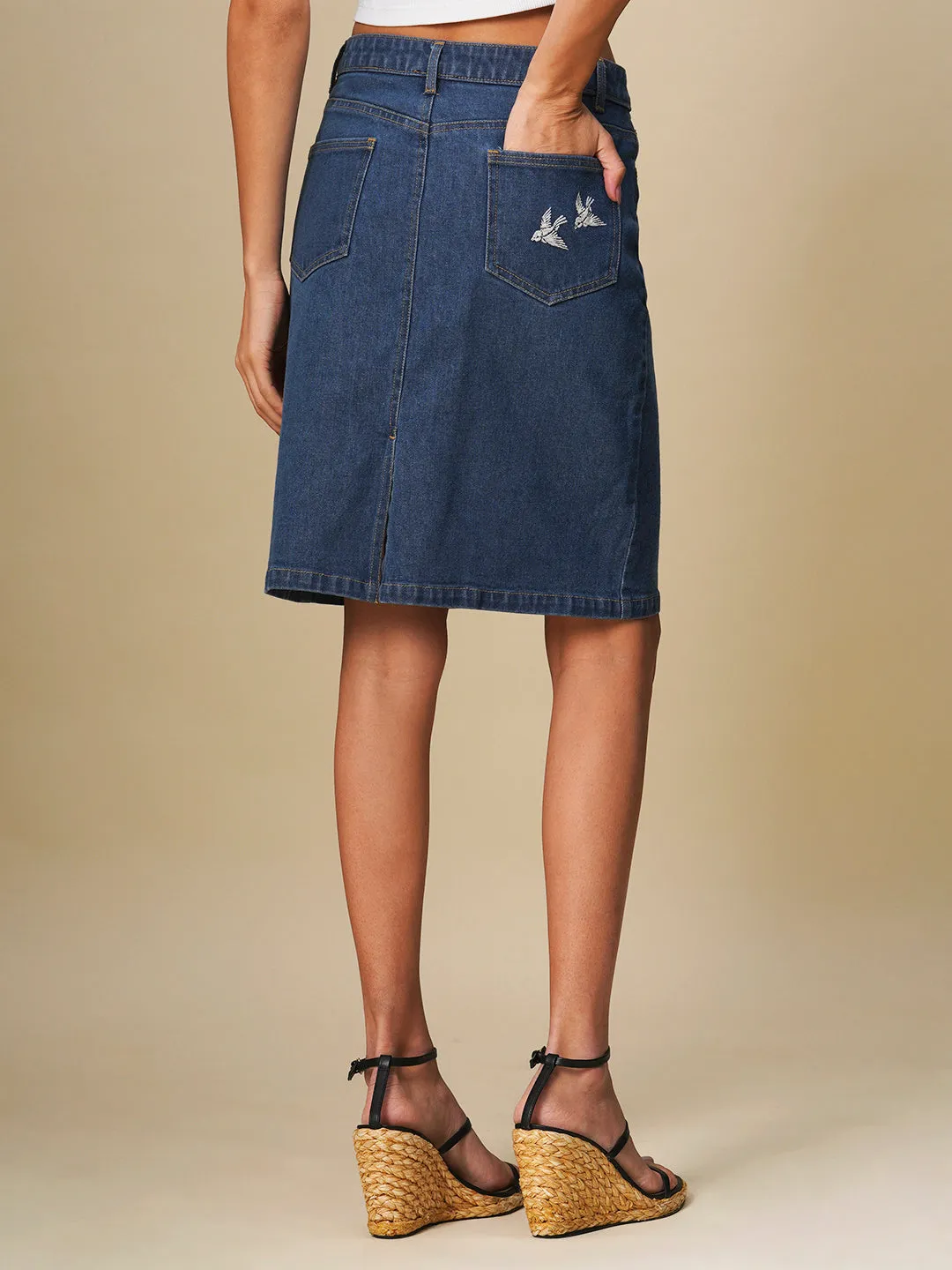 DENIM EMBROIDERED PENCIL SKIRT