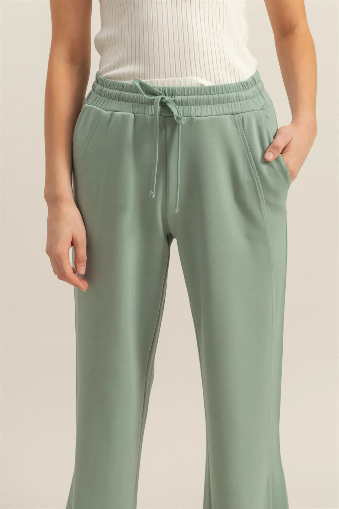 DZ25C725-High-Waist Drawstring Straight-Cut Pants