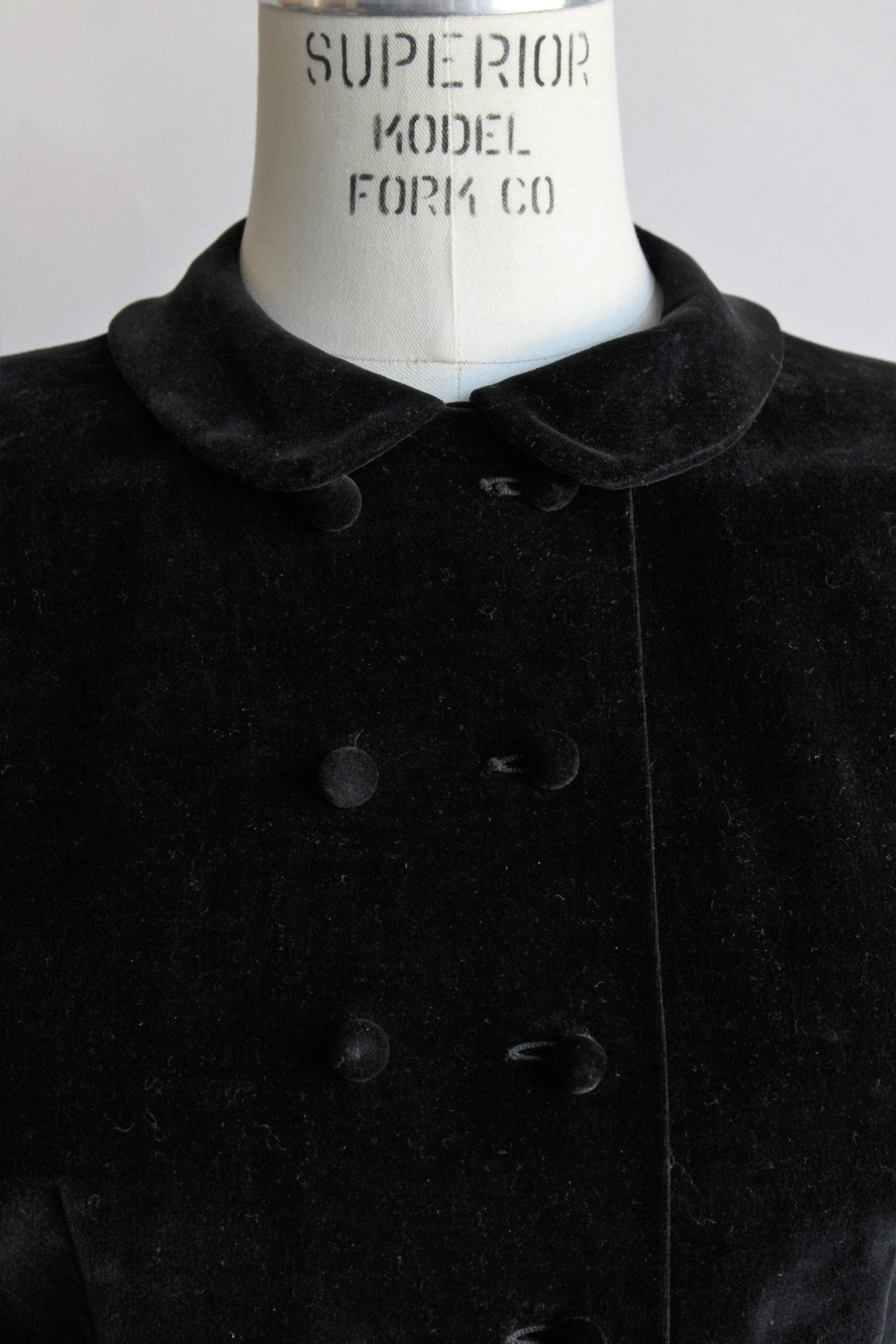 Vintage 1940s 1950s New Look Velvet Jacket by Nona Originals