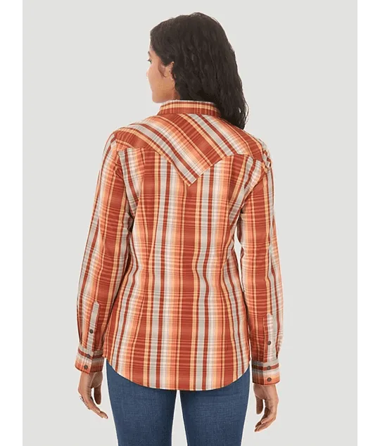 Wrangler Women's Pointed Yoke Plaid Snap Up Long Sleeve Western Shirt LW3007M